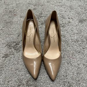 Jessica Simpson nude Cassini heel
